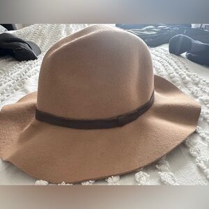 Ecote Tan and Brown Women's Hat